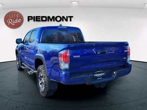 Used 2022 Toyota Tacoma TRD Off-Road image 8