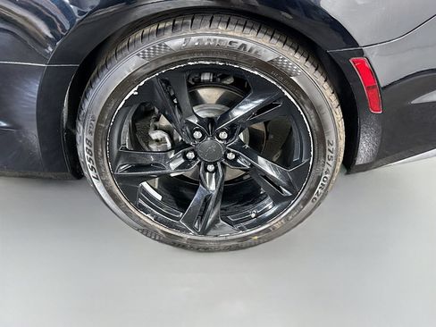 Used 2020 Chevrolet Camaro LT RWD image 31
