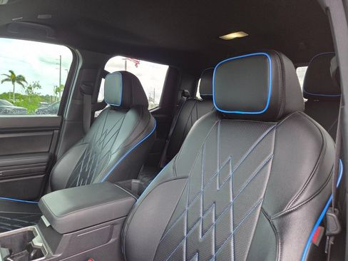 Used 2024 Toyota Tacoma TRD Sport w/ TRD Sport Upgrade Package RWD image 26