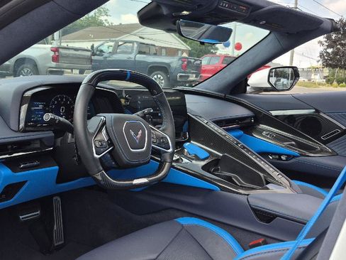 Used 2025 Chevrolet Corvette ZR1 w/ ZR1 Carbon Fiber Aero Package RWD image 5