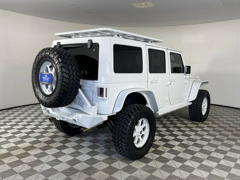 Used 2016 Jeep Wrangler Unlimited Rubicon AWD/4WD image 16
