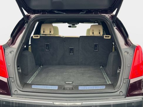 Used 2017 Cadillac XT5 Luxury image 17