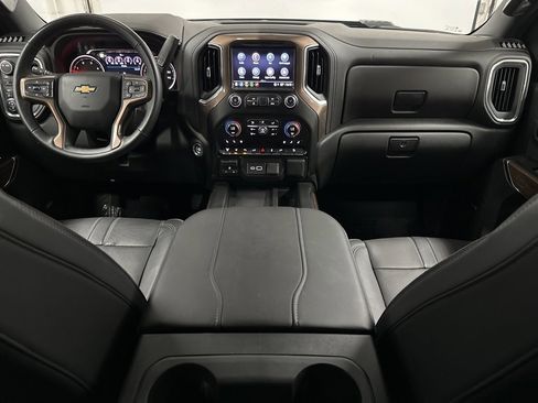 Used 2023 Chevrolet Silverado 2500 High Country w/ Z71 Off-Road Package image 21