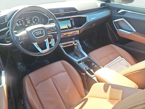 Used 2022 Audi Q3 2.0T Premium image 11