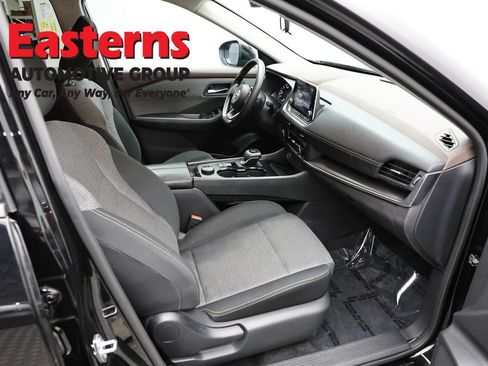 Used 2023 Nissan Rogue SV AWD/4WD image 21