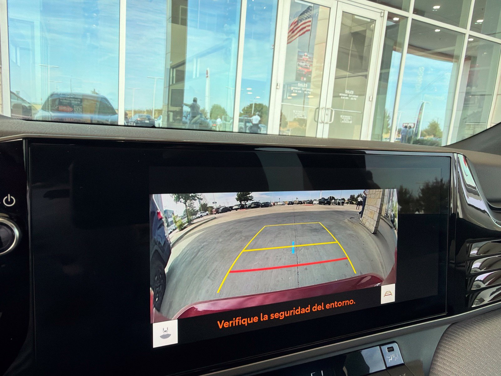 Used 2025 Toyota Camry SE w/ Multimedia Upgrade Package FWD image 8