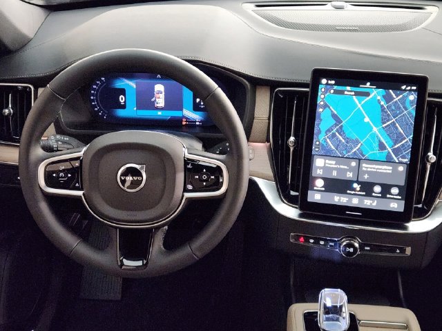 New 2026 Volvo XC90 T8 Plus w/ Protection Package Premier AWD/4WD image 27