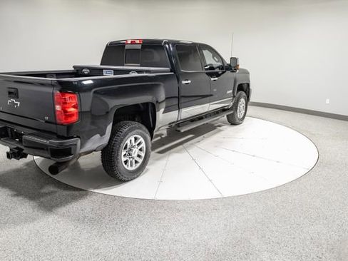 Used 2017 Chevrolet Silverado 3500 LT w/ LT Convenience Package AWD/4WD image 32