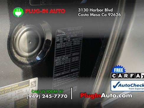 Used 2021 Jaguar F-PACE SVR image 15