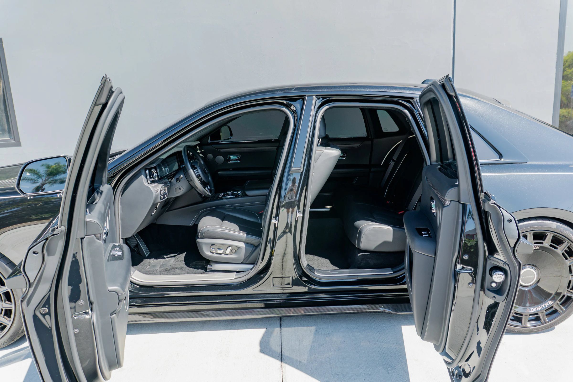 Used 2021 Rolls-Royce Ghost AWD/4WD image 54