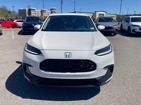 New 2026 Honda HR-V EX-L image 2