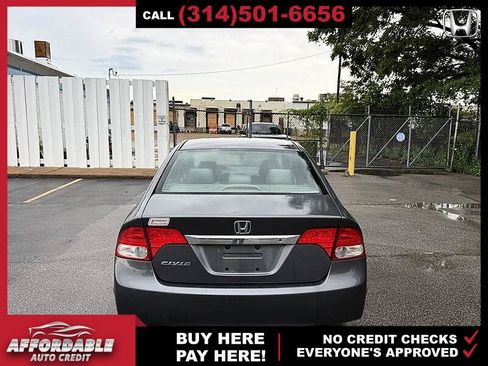 Used 2010 Honda Civic DX-VP image 4