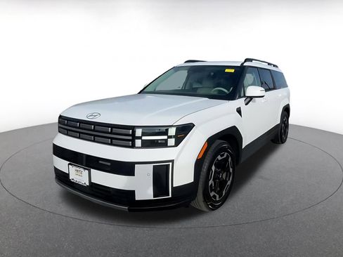 Used 2025 Hyundai Santa Fe SEL image 7