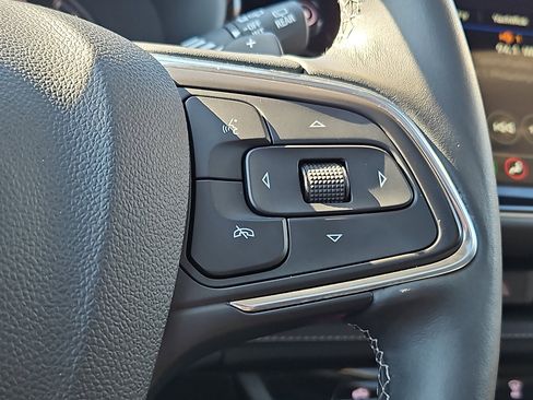 Used 2023 Buick Envision Avenir image 22