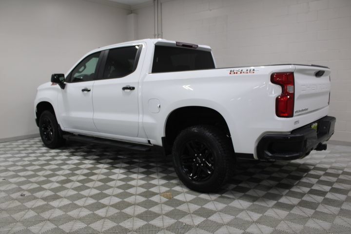 Used 2023 Chevrolet Silverado 1500 LT Trail Boss w/ Protection Package AWD/4WD image 9