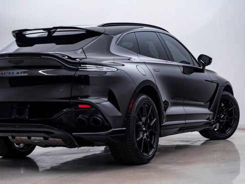 Used 2023 Aston Martin DBX 707 image 10