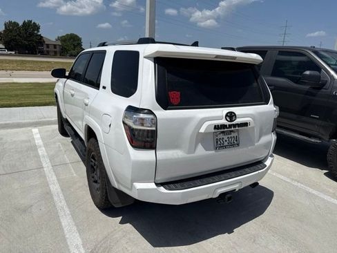 Used 2022 Toyota 4Runner SR5 Premium w/ Moonroof Package RWD image 6