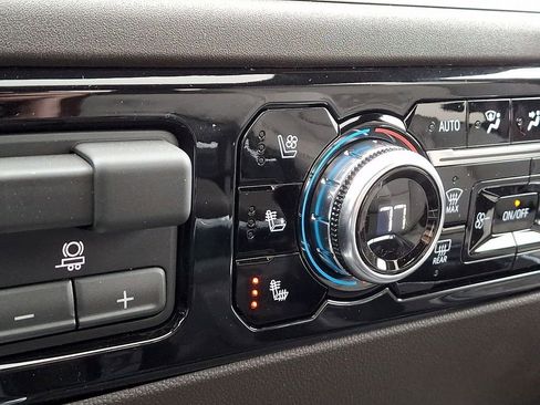 New 2026 GMC Sierra 1500 SLT w/ SLT Premium Plus Package image 17