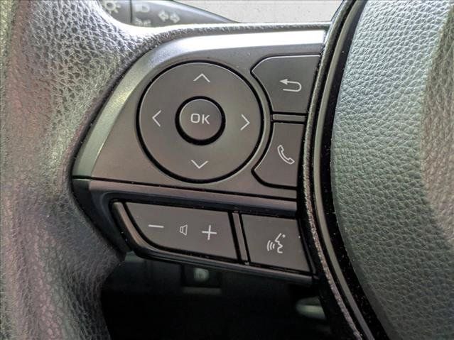 Used 2021 Toyota Corolla LE FWD image 5