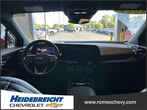 Used 2024 Chevrolet Blazer EV LT AWD/4WD image 16