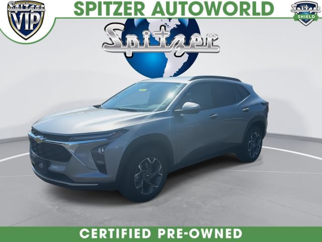 Used 2025 Chevrolet Trax LT w/ LT Convenience Package FWD image 4