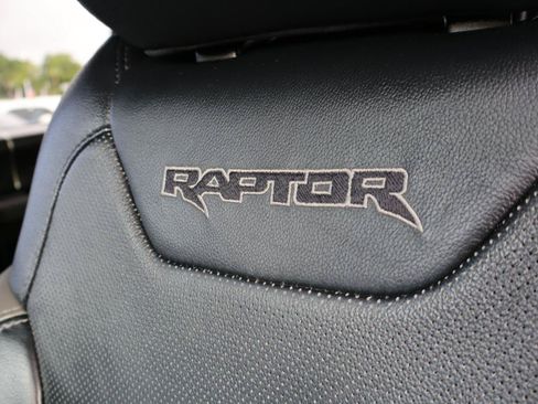 Used 2018 Ford F150 Raptor w/ Equipment Group 802A Luxury AWD/4WD image 30