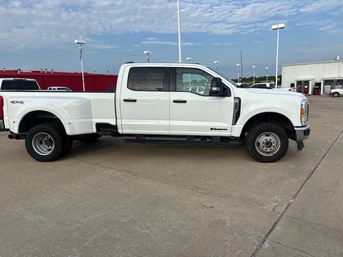 Used 2025 Ford F350 XLT AWD/4WD image 3