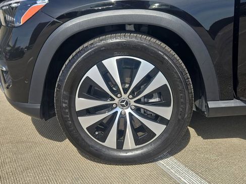 Used 2025 Mercedes-Benz GLE 450 4MATIC image 23