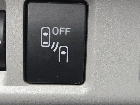 Used 2017 Subaru Forester 2.5i Limited w/ Protection Package #2 image 15