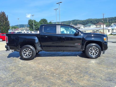 Used 2022 GMC Canyon AT4 w/ Trailering Package image 4