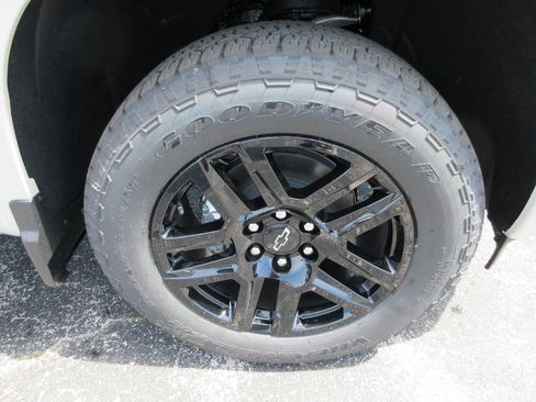 New 2026 Chevrolet Silverado 1500 RST w/ RST Select Package AWD/4WD image 9