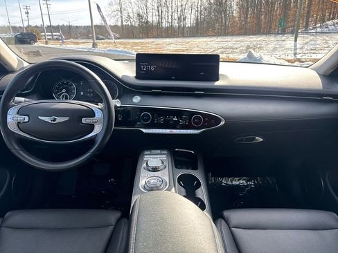 Used 2025 Genesis GV70 2.5T image 15