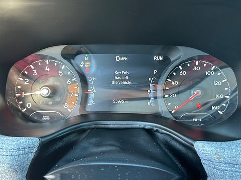 Used 2024 Jeep Compass Latitude image 29