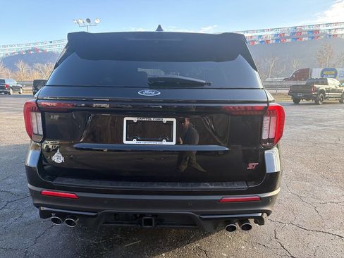 New 2026 Ford Explorer ST w/ Sun And Sound Package AWD/4WD image 5