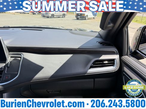 Used 2022 Chevrolet Suburban Z71 AWD/4WD image 24