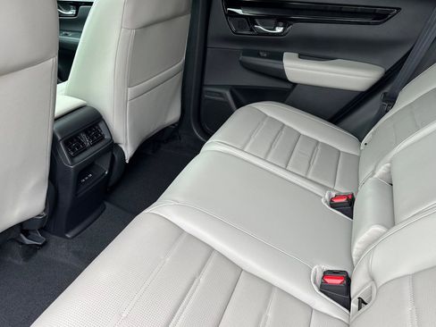 Used 2025 Honda CR-V EX-L image 12