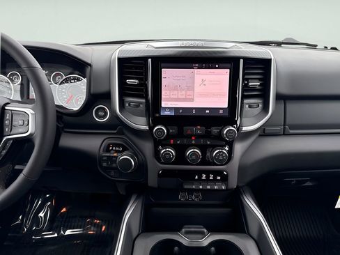 New 2026 RAM 1500 Big Horn AWD/4WD image 16