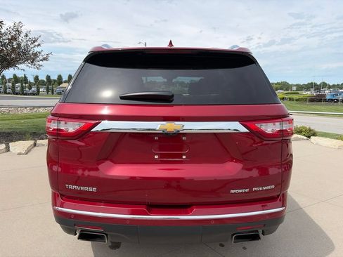 Used 2019 Chevrolet Traverse Premier w/ Driver Confidence II Package FWD image 22