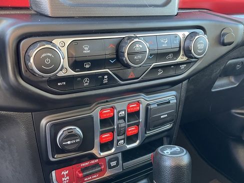 Used 2020 Jeep Wrangler Unlimited Rubicon image 15