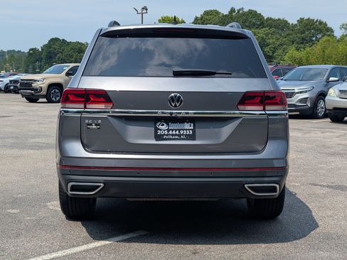 Used 2021 Volkswagen Atlas SE w/ Panoramic Sunroof Package FWD image 8