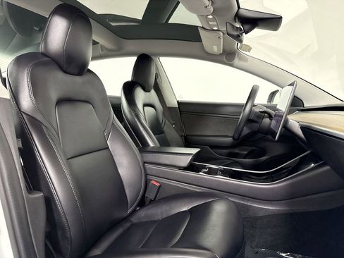 Used 2018 Tesla Model 3 Long Range image 24