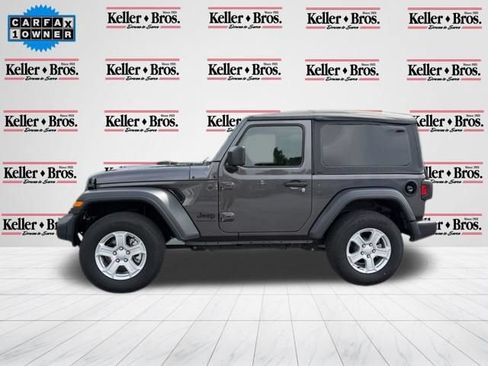Used 2025 Jeep Wrangler Sport AWD/4WD image 4