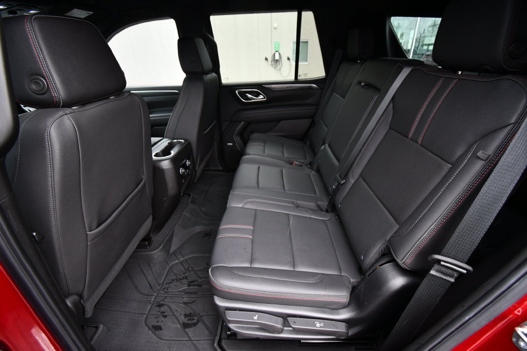 Used 2023 Chevrolet Tahoe RST AWD/4WD image 16