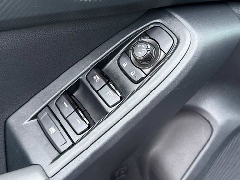 Certified 2025 Subaru Crosstrek 2.0i Premium image 12
