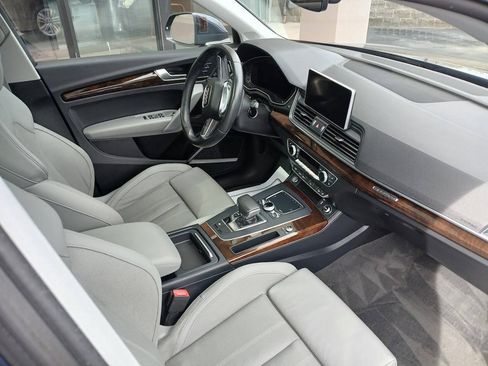 Used 2018 Audi Q5 2.0T Premium Plus w/ Premium Plus Package AWD/4WD image 14