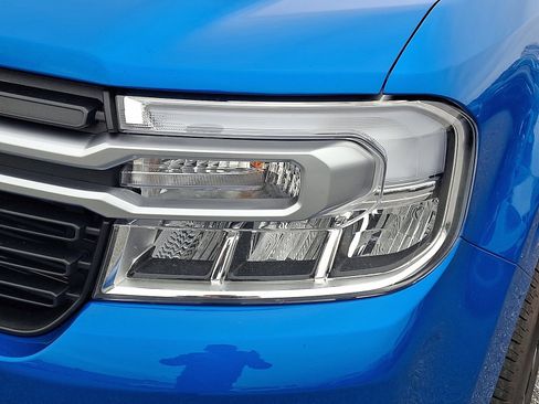 Used 2022 Ford Maverick Lariat w/ Lariat Luxury Package image 8