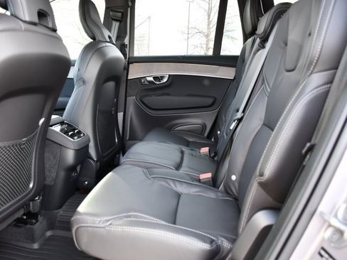 New 2026 Volvo XC90 B6 Ultra w/ Protection Package image 17