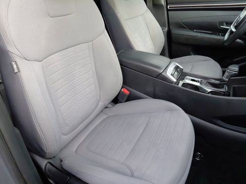 Used 2022 Hyundai Santa Cruz SEL Premium image 23