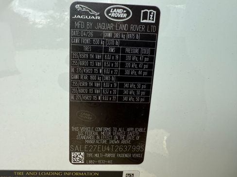 New 2026 Land Rover Defender 110 X-Dynamic SE AWD/4WD image 23