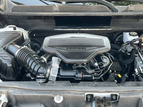 Used 2023 GMC Acadia AT4 w/ Technology Package AWD/4WD image 32